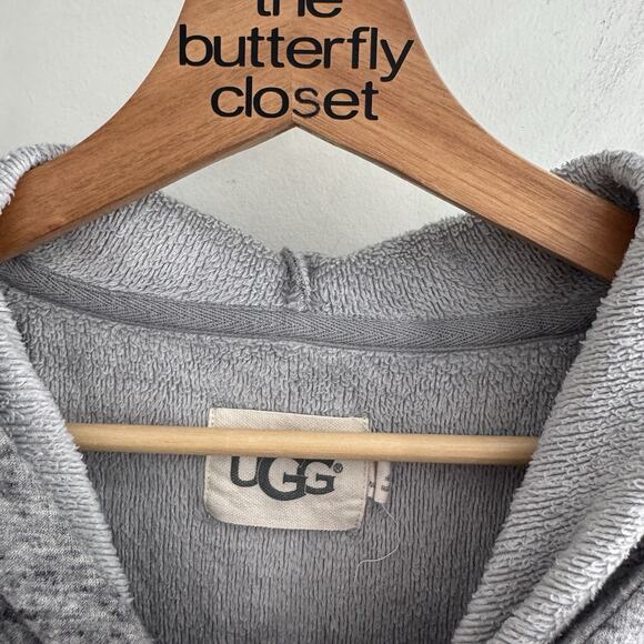 Women’s Ugg Grey Hoodie Sweatshirt Medium WW22 - Picture 2 of 3